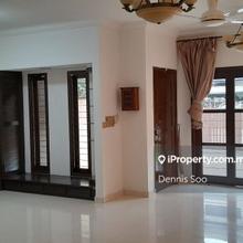 South facing comes with fully extended kitchen extra room