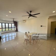 Maisson ara damansara 2 plus 1 bedroom available for sale
