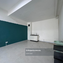 Permas mall shop for rent 