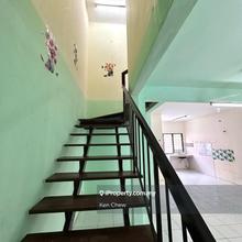 Double Storey Near Mrt Taman Equine 18x60 Seri Kembangan
