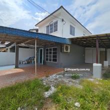 Renovated unit with 2713sqft