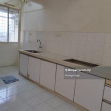 Taman Batu Uban 750 Sqft 1 Car Park Renovated Worth Deal