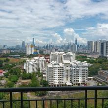 Furnished unit with 4 bedrooms facing klcc view