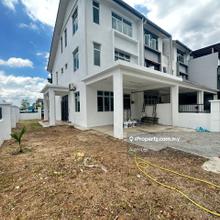 Pulai Mutiara 3-Storey End Lot For Sale