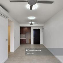 Partial furnished as photo, few unit can view