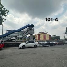 Mainroad same row Mcd & Bhp Petrol @ Jalan Kapar Batu 4 Double Storey