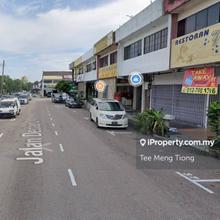 Johor Jaya ground floor shoplot for rent