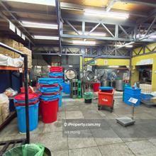 Bared unit fully covered semi-D Factory for rent