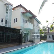 Cheap Nice Big 3 Stry Bungalow at Country Heights Kajang 