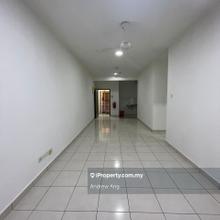 Corner Ground Floor Trifolis Apartment, 900sqf,3r2b,Bukit Tinggi,Klang