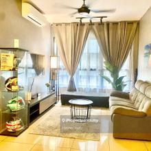 Nice Renovated Unit Fully Furnished 2 Carparks