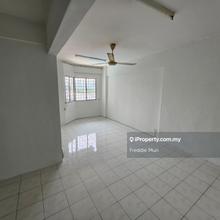 Facing Pool View Newly Painted Vista Serdang Apartment Blok B 