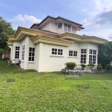 Country Heights Single Storey Bungalow with swimming pool