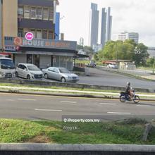 Jalan serampang (Town area) Semi D Unit 
