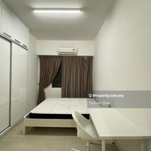 PJ The Grand Sofo 554sf 2r 1b Furnished, Opp Paradigm Mall Kelana Jaya