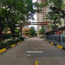 Koi Tropika Condominium, Puchong