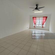 Well kept Bayu Suria Apartment at Balakong For Sale