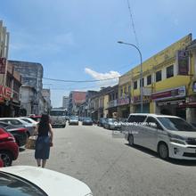 Walking distance to Concubine Lane and famous Ipoh coffee shops