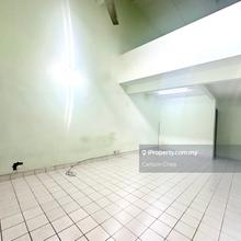 Usj 2, 24x65, well kept, freehold, good location, Nice neighbourhood