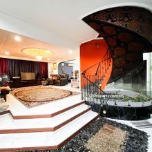 Renovated!Tanah luas 2-Storey Bangalow, Seksyen 6 Shah Alam.