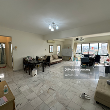 Freehold, 3 plus 1 Bedroom, high floor 