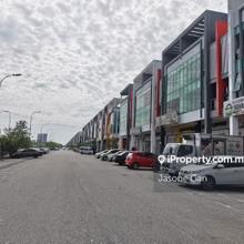 Klebang Facing Main Road 3 Storey Shop Endlot For Sale