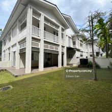 Semi-D house for Rent