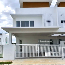 End Lot Ara Sendayan House For Sale 