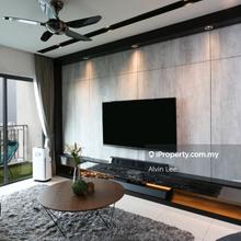 Near Mall / Low Density / Freehold / Free Furnished