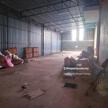 Rawang Perdana Sms 1.5 Storey Semi-D Factory For Rent