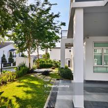 Corner Lot Terrace House with Full Furnished