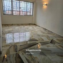 Don't Miss It Permai Ria Condo , Walking Distance to MRT