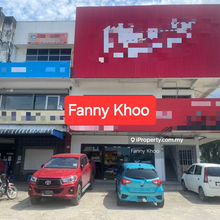 Investors/inanam corner 3 storey Shoplot/facing main road