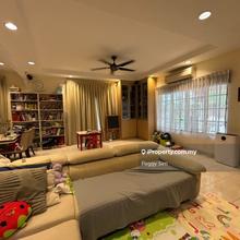 2.5 sty with land for Sale. 