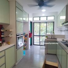 Parkvilla Townhouse Upper Floor For Rent