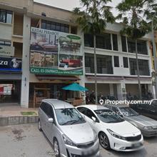 Accentra Glenmarie Facing Main Rd & Lrt Station 