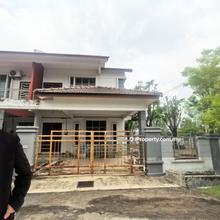 Freehold Big Corner Lot. Welcome to View & Discuss