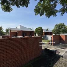 2 Bungalows in 1 Plot For Sale at Persiaran Cantonment