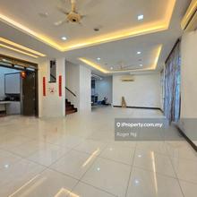 Spacious & Good Condition Semi-D