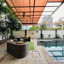 Double Storey Villa with 5 en-suite rooms