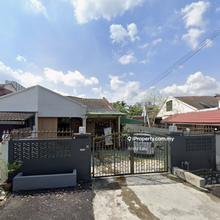 Puchong taman kinrara single storey end lot 20x70 extra land 1200 sfqt