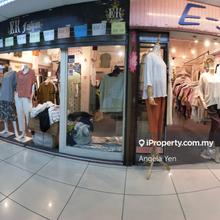Retail space for Sale