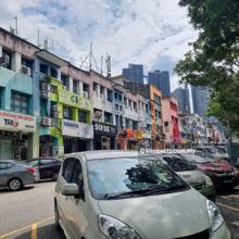 Bandar Sri Damansara sd7 3stry shop lot facing main road for sale