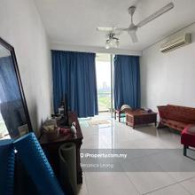 Very well kept unit 4rooms 3baths 2car parks mid floor KLCC view 