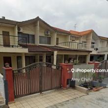 Corner double storey, well kept