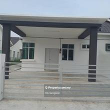 Rumah Berkembar Setingkat untuk Sewa di Lunas