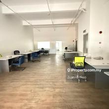 Retail office first floor good view  