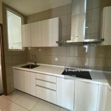 2 Bedroom unit in Zetapark for Sales ( Viewing Available )