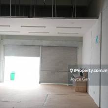 Mount Austin Akademik Suites Shoplot For Rent