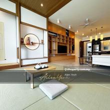 Queens Residence Q1 Rare 1400sqft Full Seaview Reno, Queensbay Mall